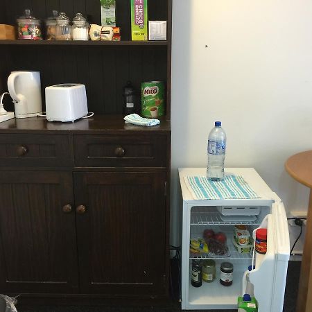 K&R Orewa Homestay Екстер'єр фото